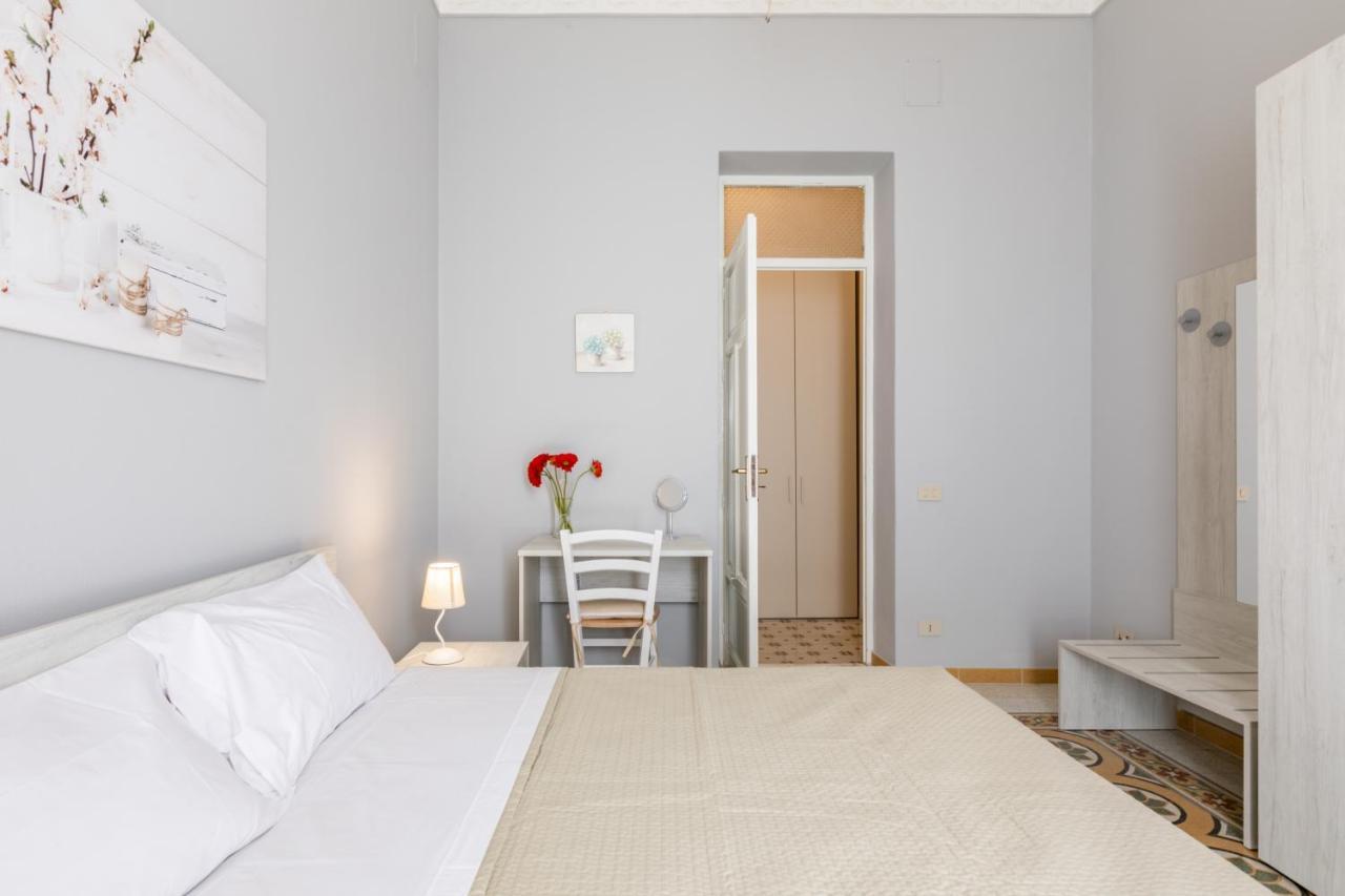 Stazione Notarbartolo Bright & Cozy Apartment باليرمو المظهر الخارجي الصورة