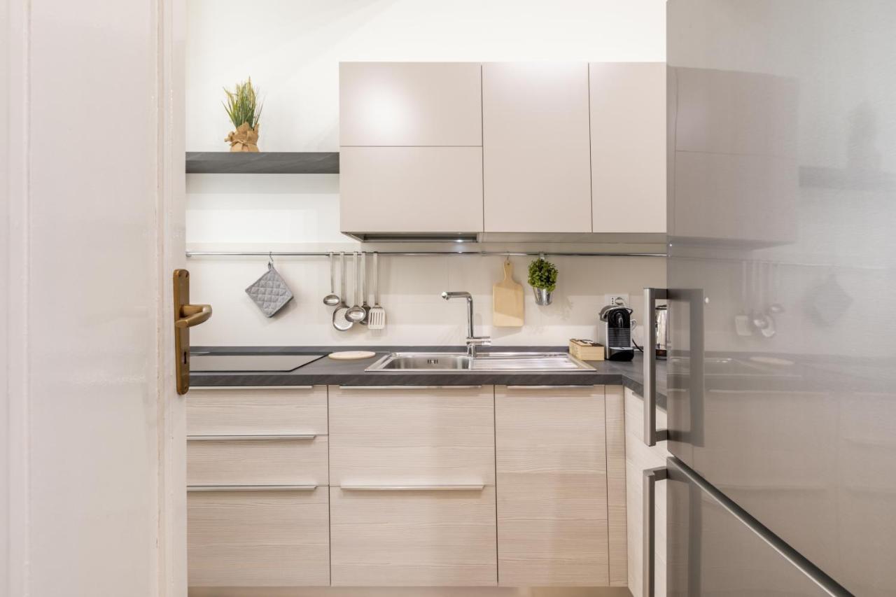 Stazione Notarbartolo Bright & Cozy Apartment باليرمو المظهر الخارجي الصورة